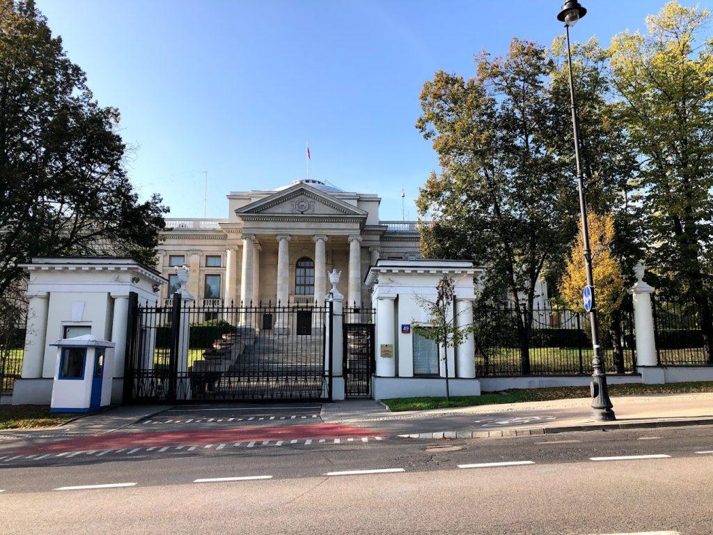 L’ambasciata russa… cambia sede